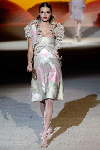 Look 19